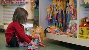 Lauren playing with mermaids Lauren playing with mermaids